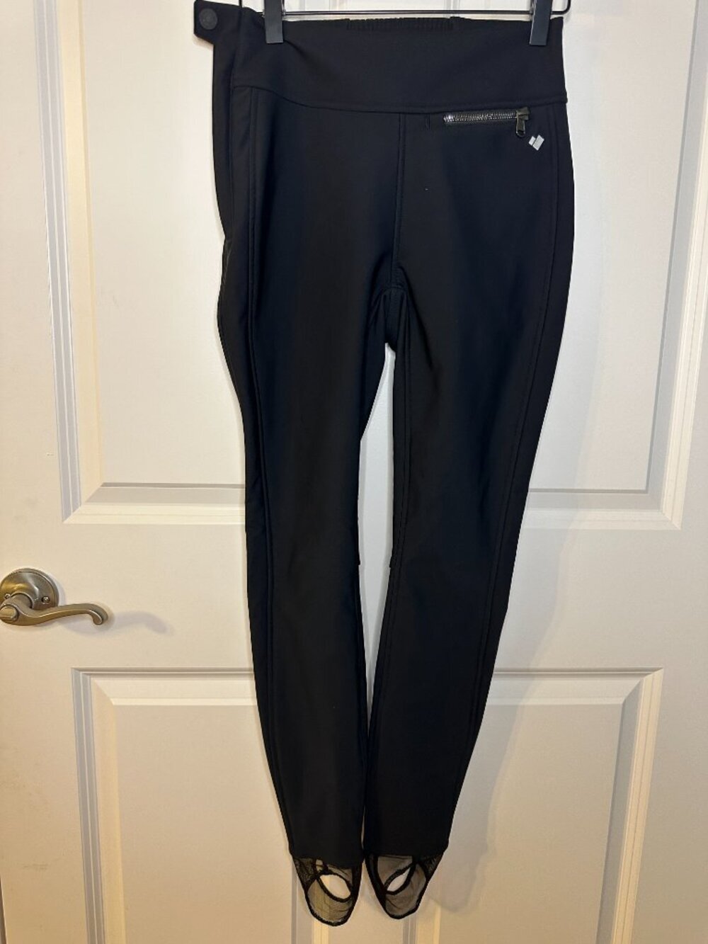 Obermeyer Jinks ITB Softshell Ski Pants Fleece Lined Waterproof Stirrup Black